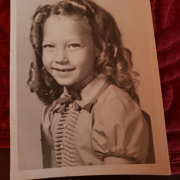 Meet your Posher, Marilyn - Picture 1 of 1